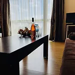The American Hotel