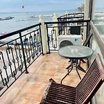 Hotel The American Pomorie