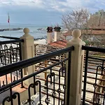 Hotel The American Pomorie