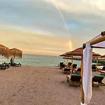 The American 3* Pomorie