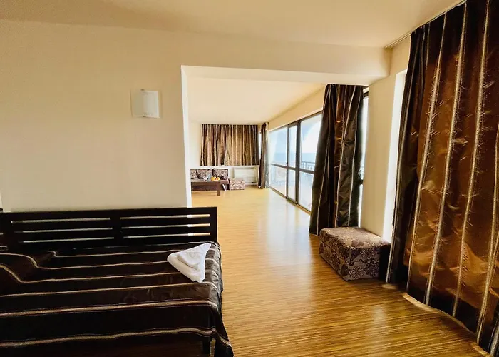 At The American's 3* Gmina Pomorie