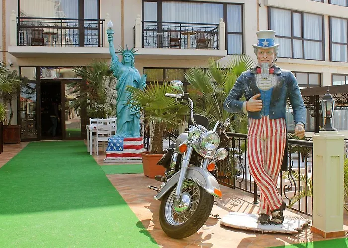 Hotel At The American's