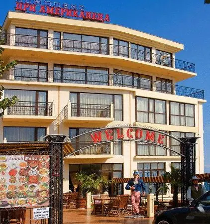 Szálloda The American Pomorie