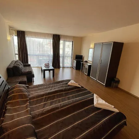 Hotel The American 3*