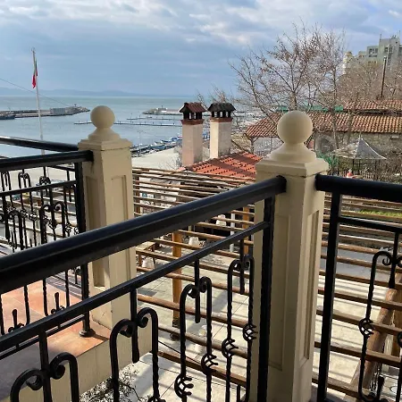 Hotel The American Pomorie