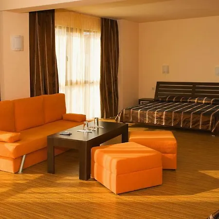 Hotel The American 3*