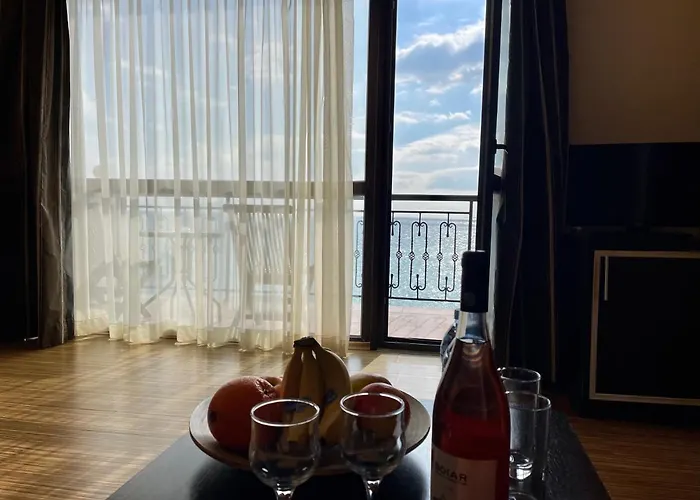 At The American's ホテル 3*