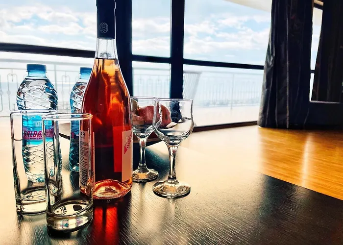 At The American's ポモリエ