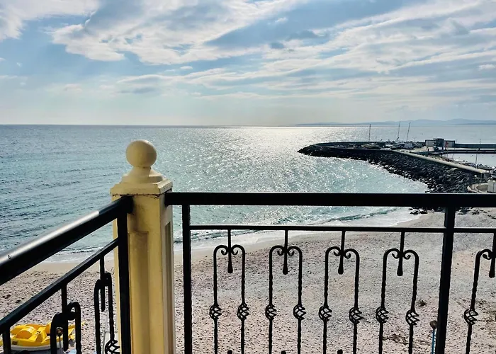 Hotel At The American's Pomorie